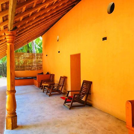 Roshanne Beach Resort Калпития Экстерьер фото