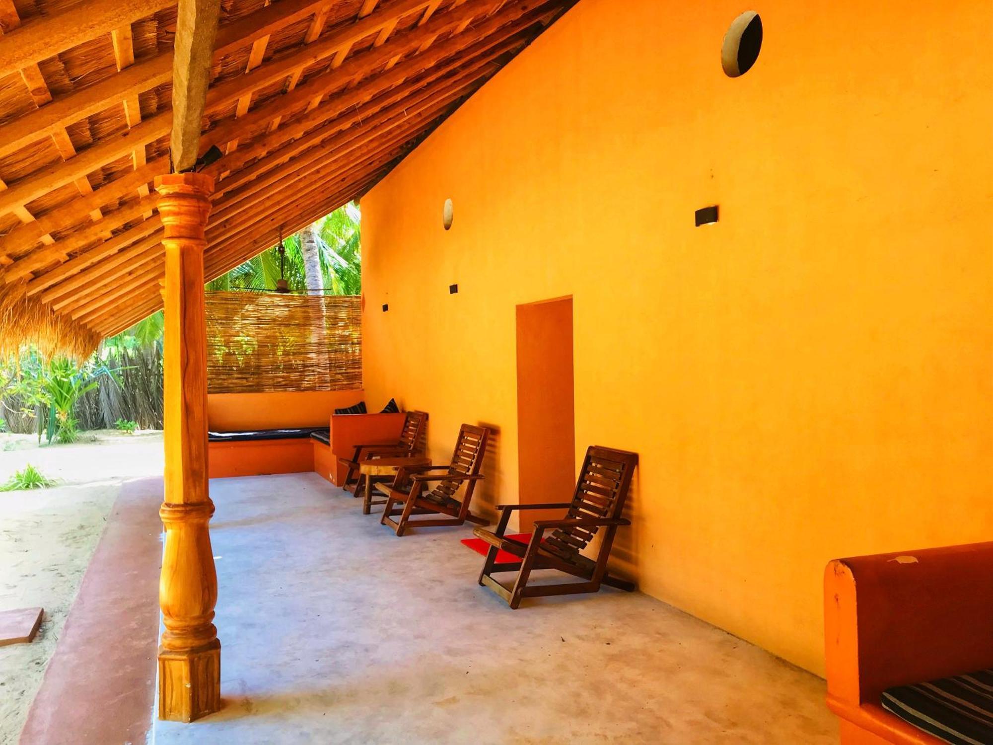 Roshanne Beach Resort Калпития Экстерьер фото