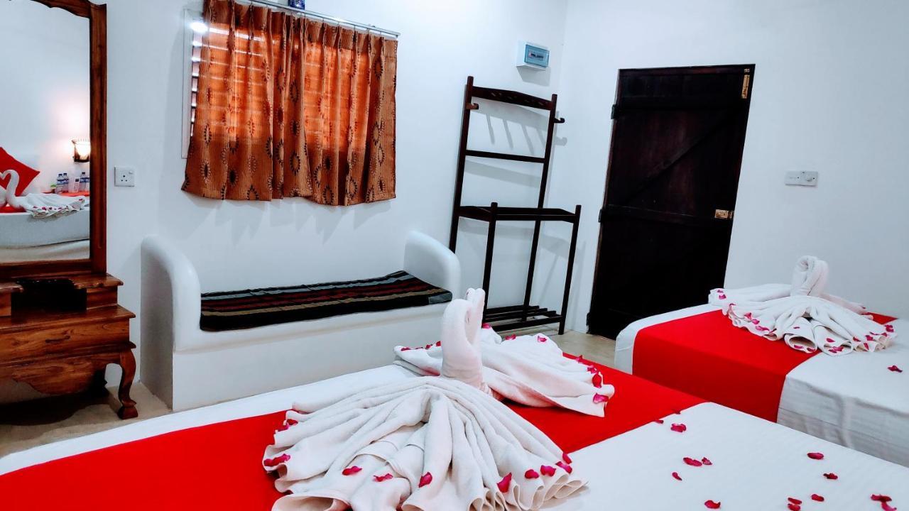 Roshanne Beach Resort Калпития Экстерьер фото