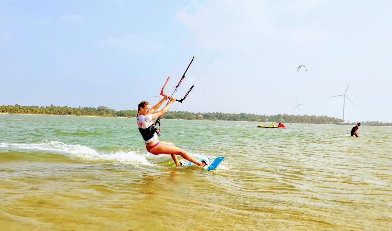 Roshanne Beach Resort Калпития Экстерьер фото
